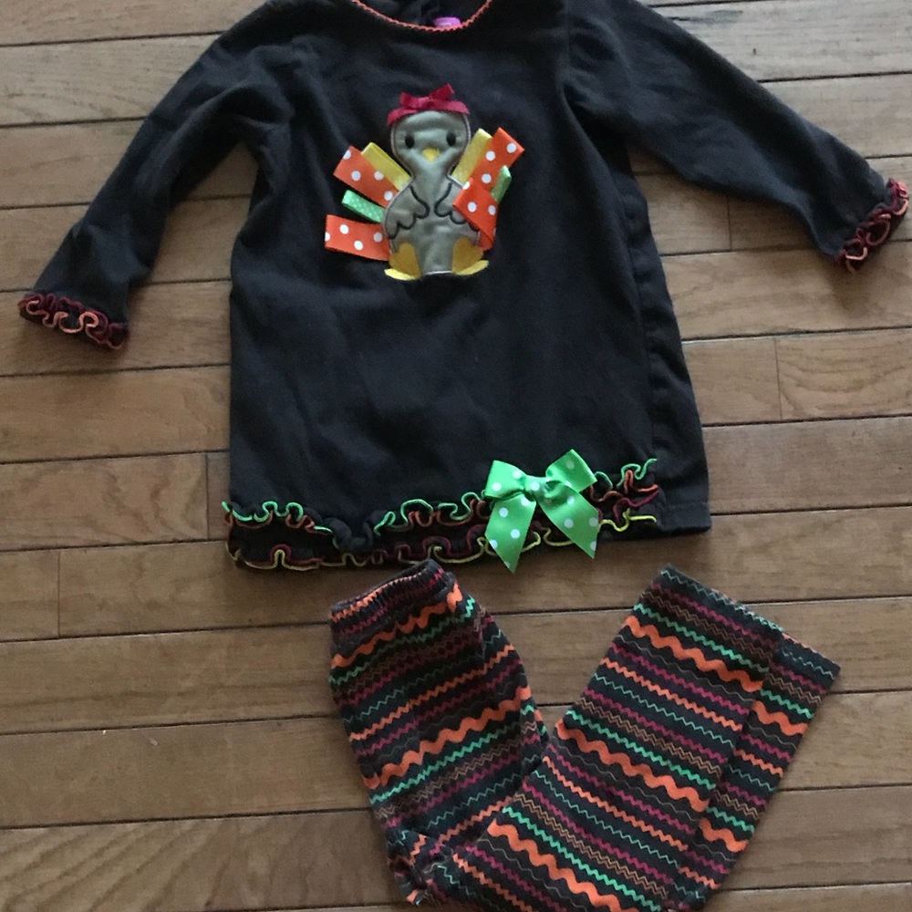 Toddler girls size 2T turkey outfit